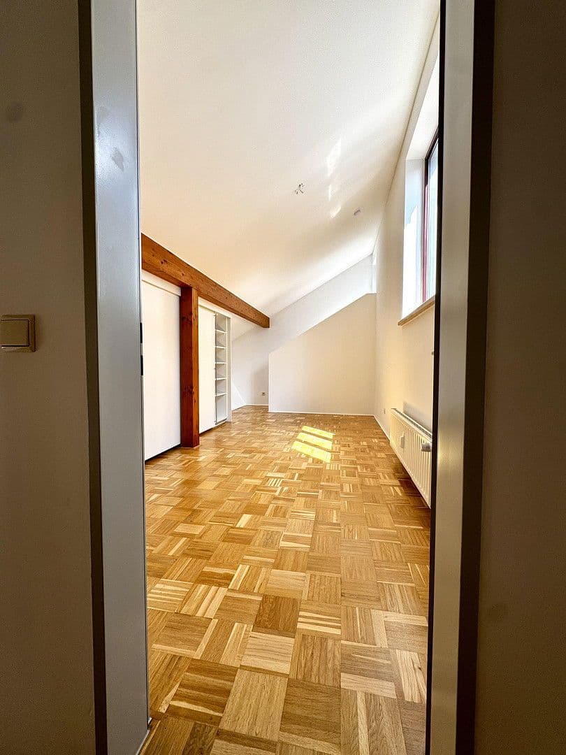 4 bedroom flat to rent, 108 m², Richard-Strauß-Allee 3, Wuppertal, North Rhine-Westphalia 4 bedroom flat to rent, 108 m², Richard-Strauß-Allee 3, Wuppertal, North Rhine-Westphalia