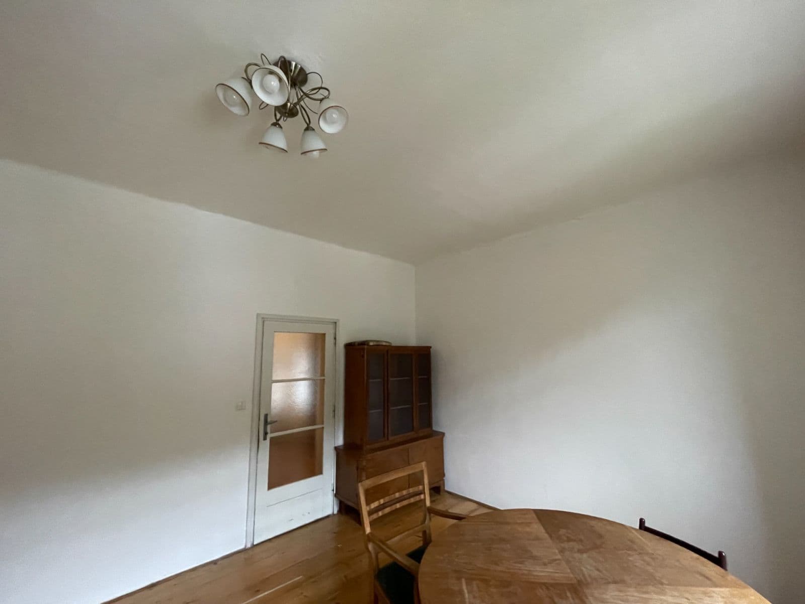 1 bedroom flat to rent, 43 m², V Šáreckém údolí, Prague, Prague 1 bedroom flat to rent, 43 m², V Šáreckém údolí, Prague, Prague