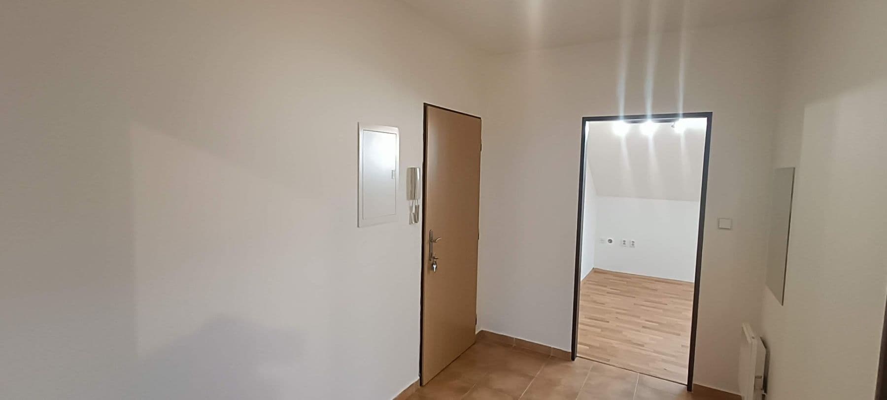 1 bedroom with open-plan kitchen flat to rent, 45 m², Hronovická, Pardubice, Pardubický Region 1 bedroom with open-plan kitchen flat to rent, 45 m², Hronovická, Pardubice, Pardubický Region