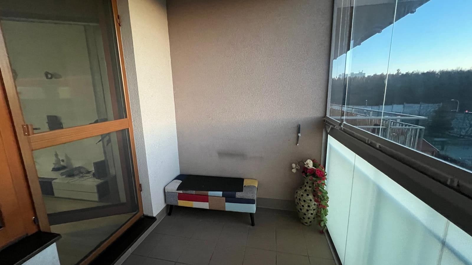 2 bedroom with open-plan kitchen flat to rent, 78 m², Athénská, Prague, Prague 2 bedroom with open-plan kitchen flat to rent, 78 m², Athénská, Prague, Prague