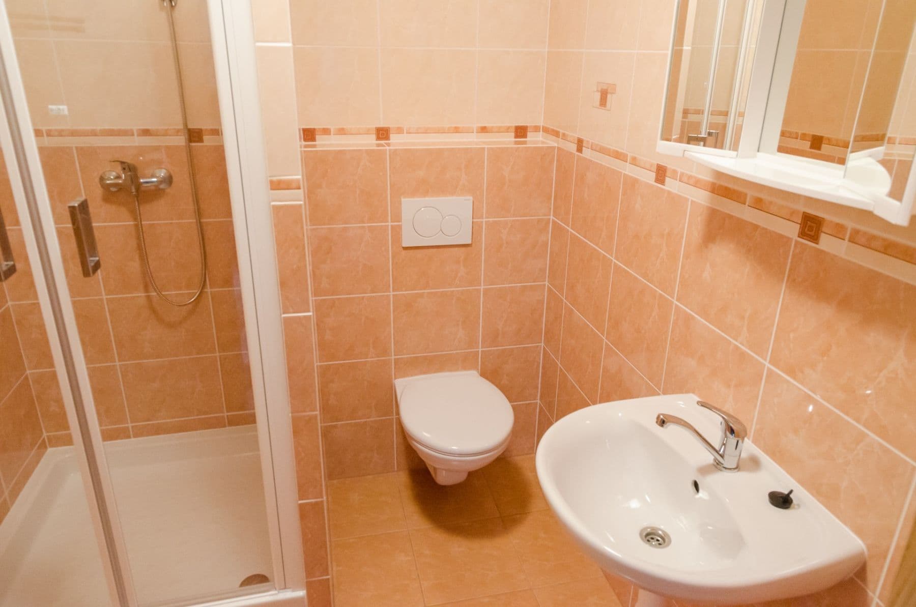 1 bedroom with open-plan kitchen flat to rent, 35 m², Bratří Čapků, Hradec Králové, Královéhradecký Region 1 bedroom with open-plan kitchen flat to rent, 35 m², Bratří Čapků, Hradec Králové, Královéhradecký Region