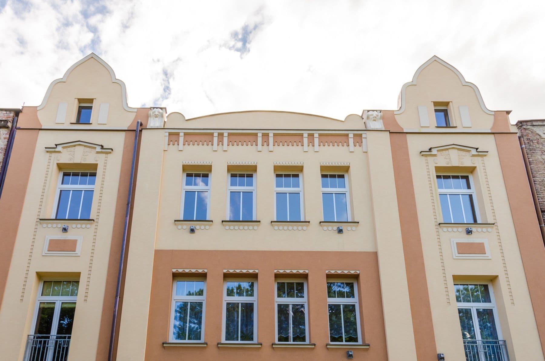 1 bedroom with open-plan kitchen flat to rent, 35 m², Bratří Čapků, Hradec Králové, Královéhradecký Region 1 bedroom with open-plan kitchen flat to rent, 35 m², Bratří Čapků, Hradec Králové, Královéhradecký Region