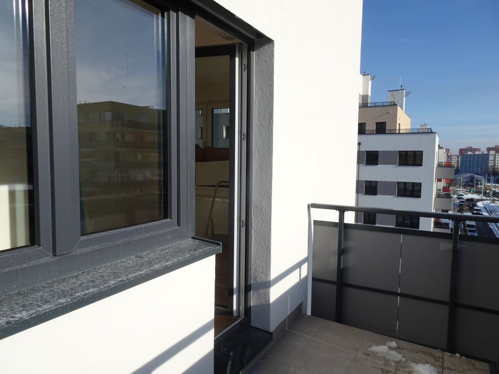 2 bedroom with open-plan kitchen flat to rent, 63 m², Miloše Havla, Prague, Prague 2 bedroom with open-plan kitchen flat to rent, 63 m², Miloše Havla, Prague, Prague