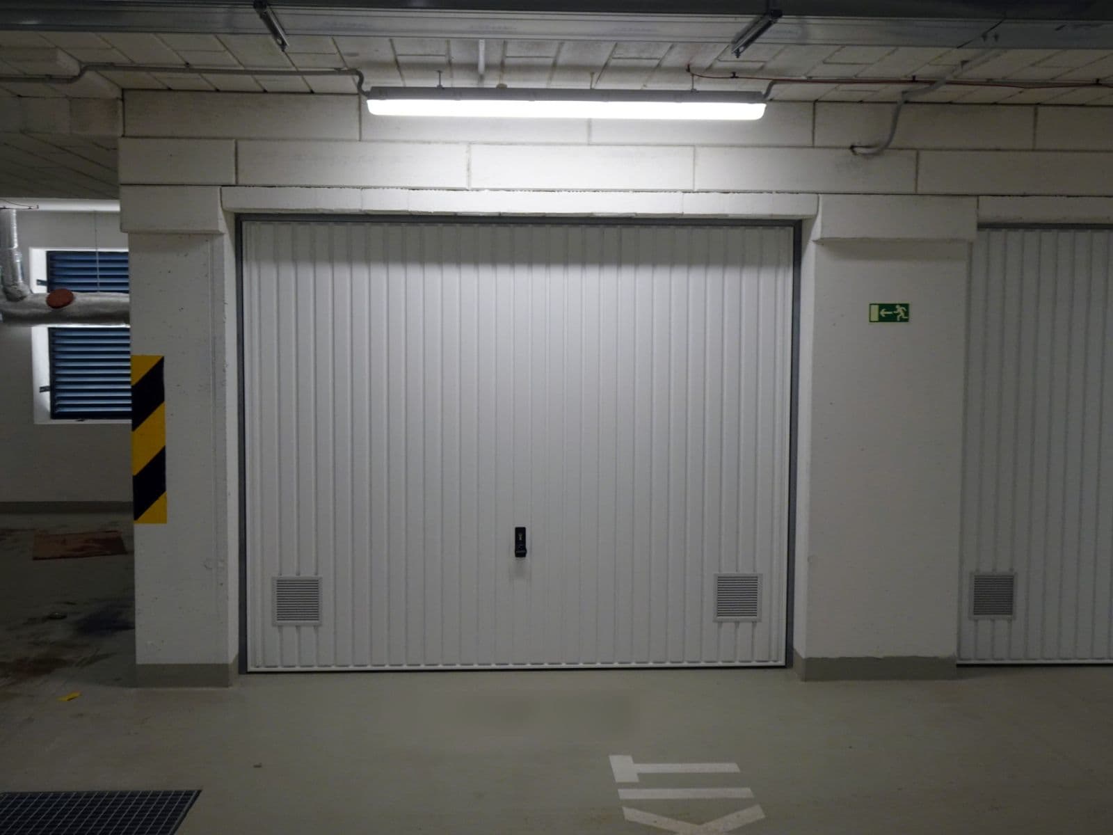 2 bedroom with open-plan kitchen flat to rent, 63 m², Miloše Havla, Prague, Prague 2 bedroom with open-plan kitchen flat to rent, 63 m², Miloše Havla, Prague, Prague