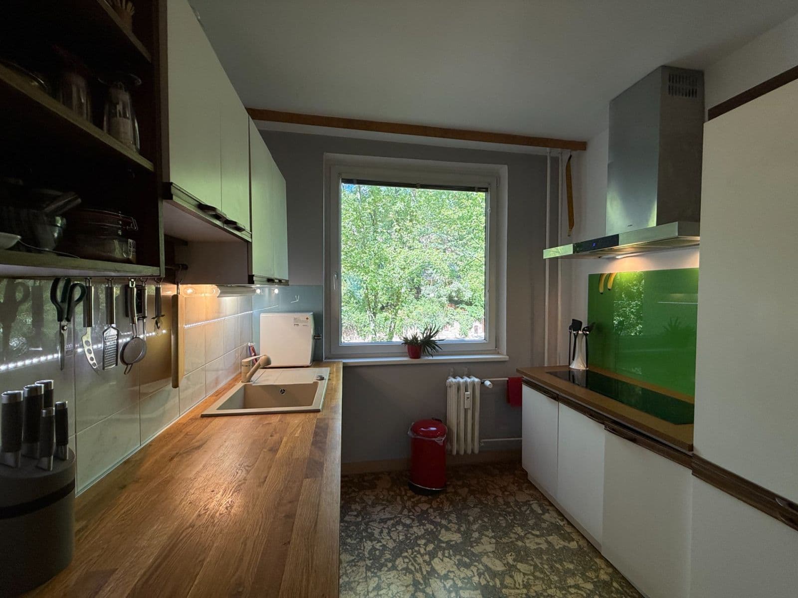 4 bedroom flat to rent, 96 m², Na Lysinách, Prague, Prague 4 bedroom flat to rent, 96 m², Na Lysinách, Prague, Prague