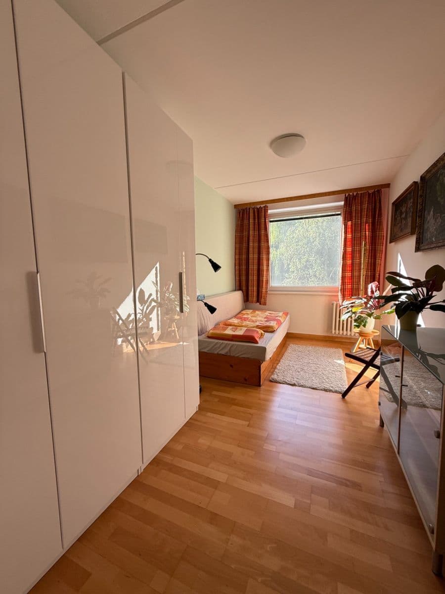 4 bedroom flat to rent, 96 m², Na Lysinách, Prague, Prague 4 bedroom flat to rent, 96 m², Na Lysinách, Prague, Prague