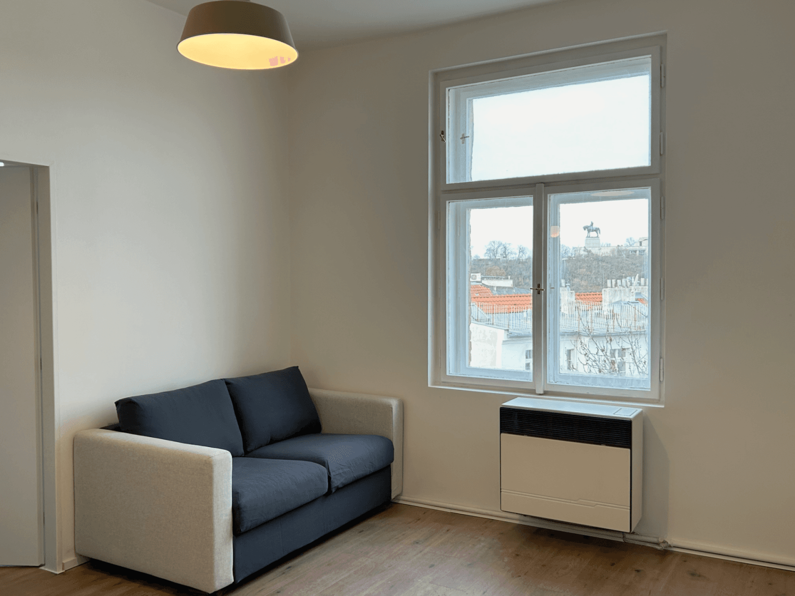 1 bedroom with open-plan kitchen flat to rent, 40 m², Seifertova, Prague, Prague 1 bedroom with open-plan kitchen flat to rent, 40 m², Seifertova, Prague, Prague