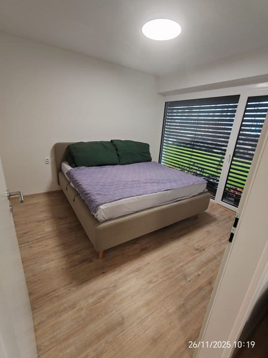 1 bedroom with open-plan kitchen flat to rent, 43 m², Kopřivová, Hořovice, Středočeský Region 1 bedroom with open-plan kitchen flat to rent, 43 m², Kopřivová, Hořovice, Středočeský Region