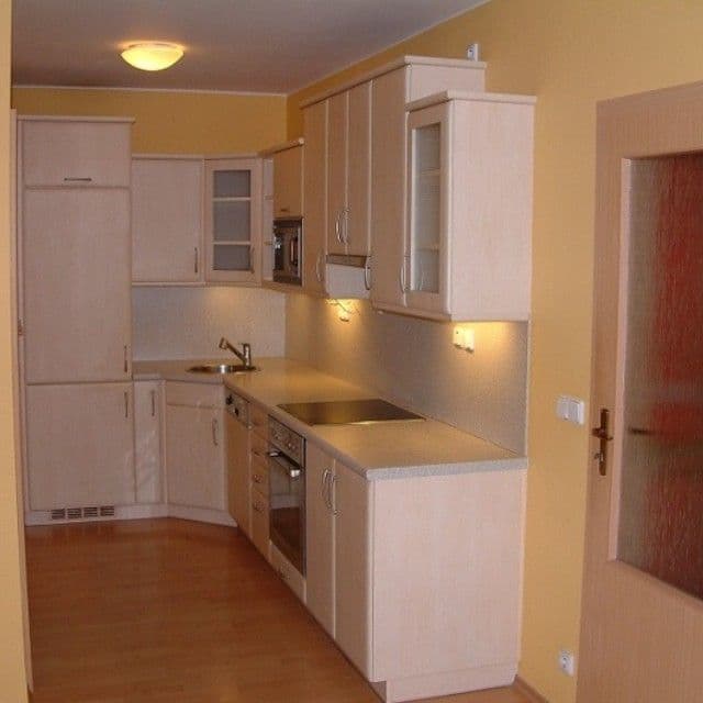 2 bedroom with open-plan kitchen flat to rent, 66 m², Okružní, Vestec, Středočeský Region 2 bedroom with open-plan kitchen flat to rent, 66 m², Okružní, Vestec, Středočeský Region