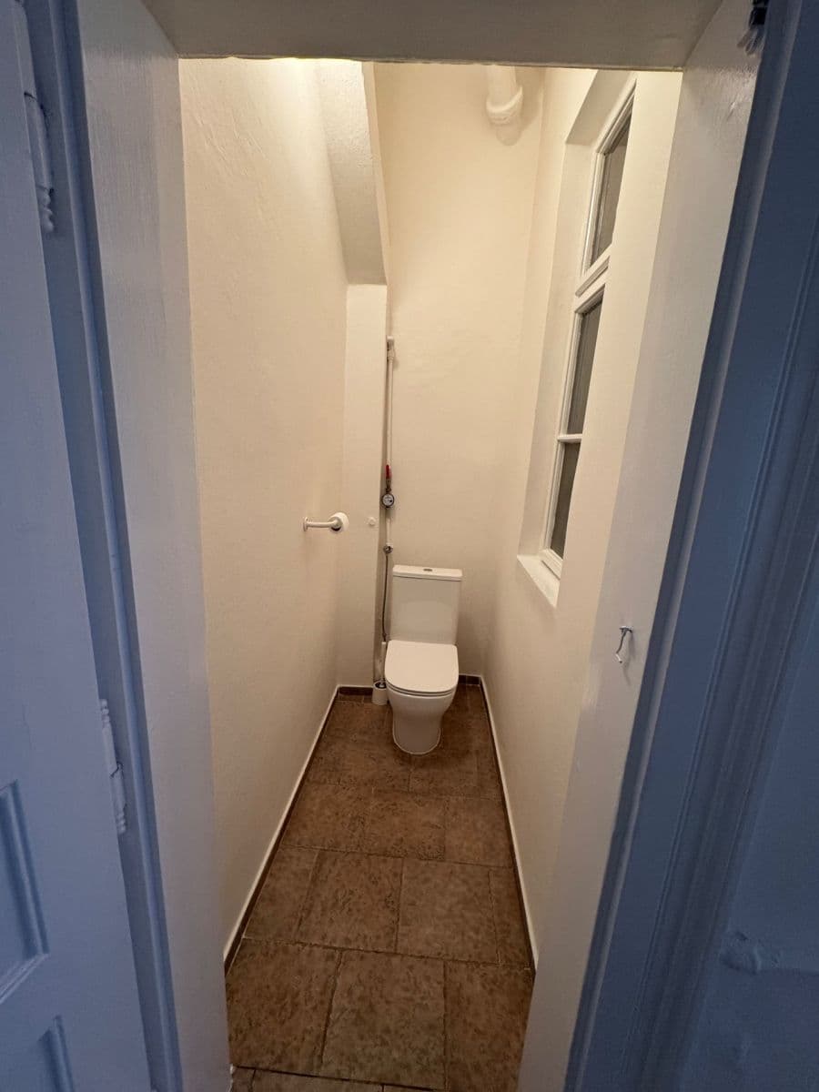 3 bedroom flat to rent, 98 m², Šmeralova, Prague, Prague 3 bedroom flat to rent, 98 m², Šmeralova, Prague, Prague