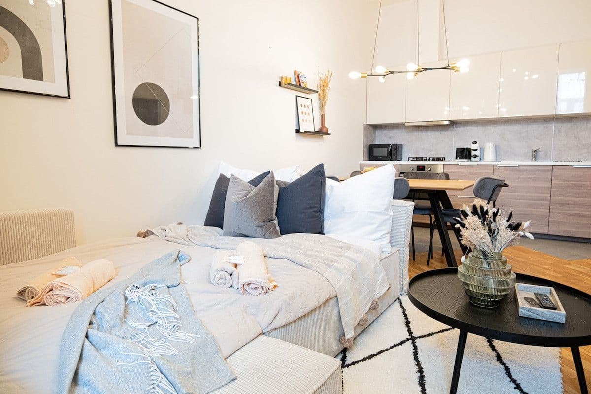 flat to rent, 73 m², Preslova, Prague, Prague flat to rent, 73 m², Preslova, Prague, Prague