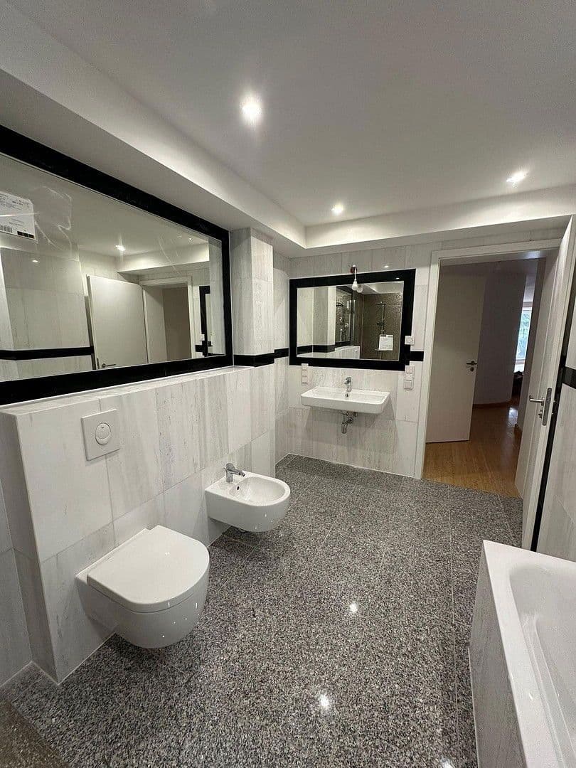 3 bedroom flat to rent, 115 m², Rauschener Allee 4, Berlin, Berlin 3 bedroom flat to rent, 115 m², Rauschener Allee 4, Berlin, Berlin