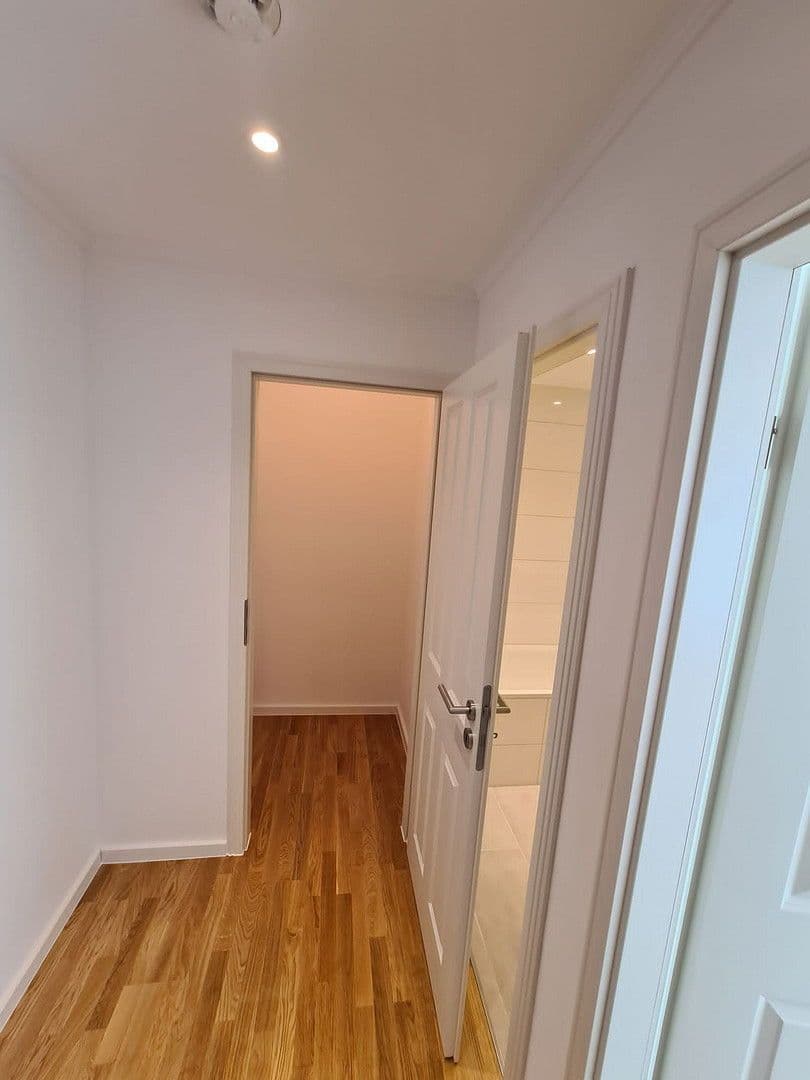 1 bedroom flat to rent, 40 m², Münchnerstr., Kr. München - Unterhaching, Bavaria 1 bedroom flat to rent, 40 m², Münchnerstr., Kr. München - Unterhaching, Bavaria