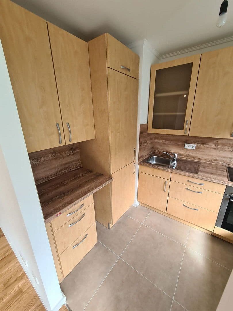 1 bedroom flat to rent, 40 m², Münchnerstr., Kr. München - Unterhaching, Bavaria 1 bedroom flat to rent, 40 m², Münchnerstr., Kr. München - Unterhaching, Bavaria