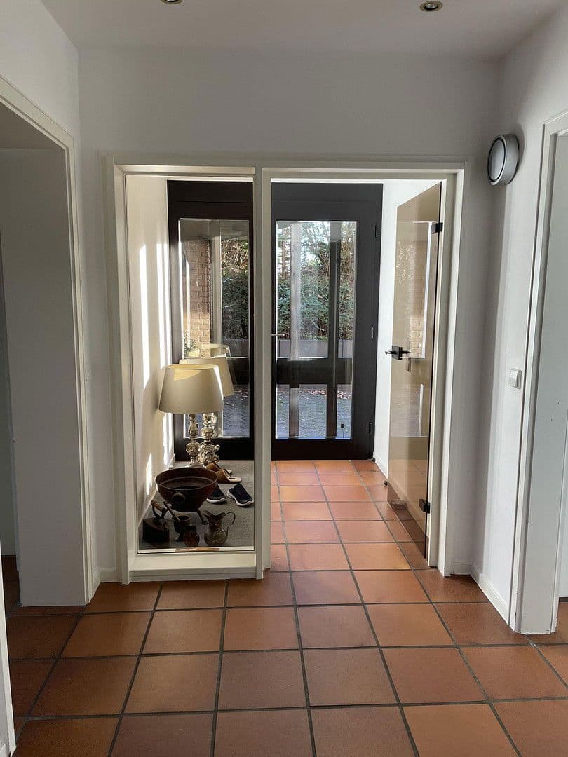 house for sale, 155 m², Schloß Holte-Stukenbrock, North Rhine-Westphalia house for sale, 155 m², Schloß Holte-Stukenbrock, North Rhine-Westphalia