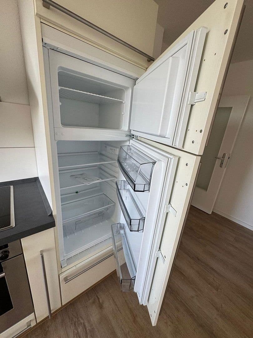 Studio flat to rent, 40 m², Hanielstraße 31, Essen, North Rhine-Westphalia Studio flat to rent, 40 m², Hanielstraße 31, Essen, North Rhine-Westphalia