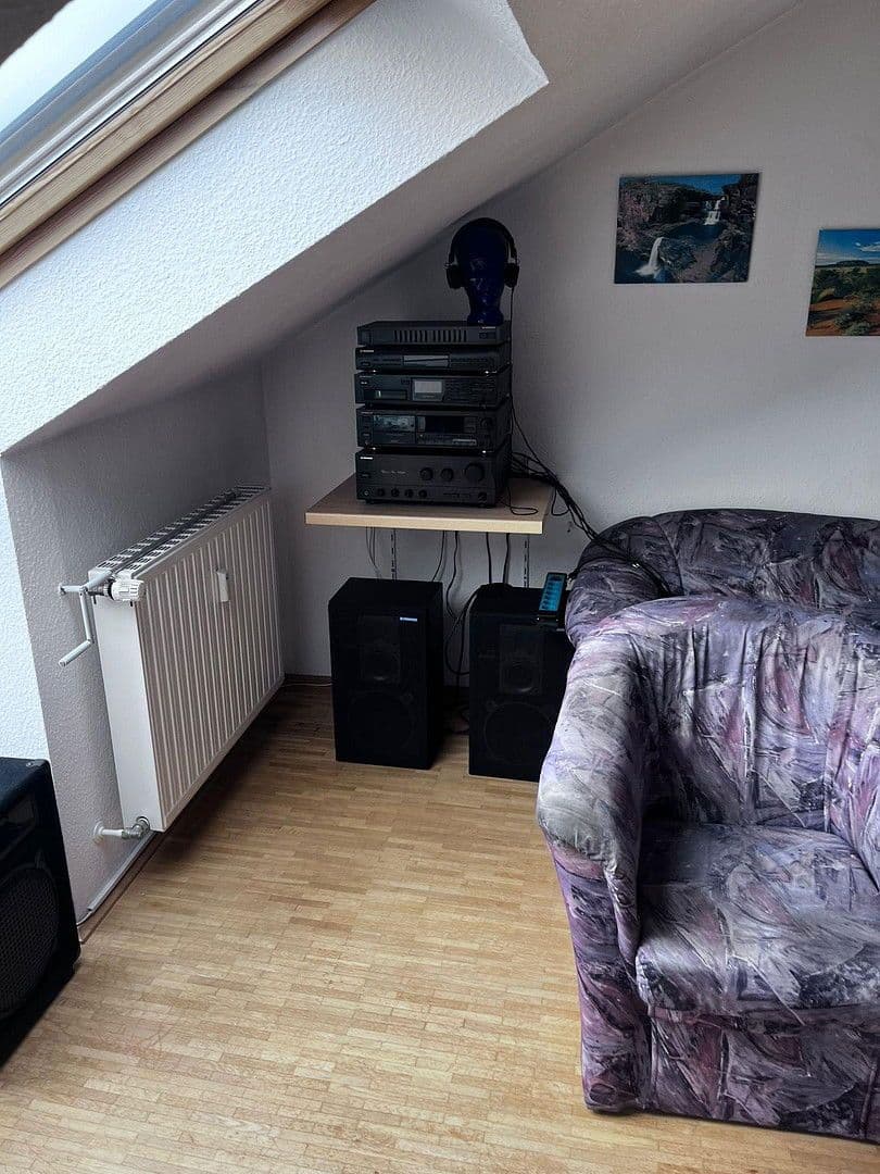 1 bedroom with open-plan kitchen flat to rent, 59 m², Memeler Straße 16, Gladbeck, North Rhine-Westphalia 1 bedroom with open-plan kitchen flat to rent, 59 m², Memeler Straße 16, Gladbeck, North Rhine-Westphalia