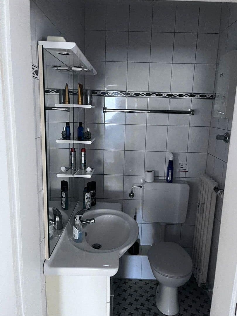 1 bedroom with open-plan kitchen flat to rent, 59 m², Memeler Straße 16, Gladbeck, North Rhine-Westphalia 1 bedroom with open-plan kitchen flat to rent, 59 m², Memeler Straße 16, Gladbeck, North Rhine-Westphalia