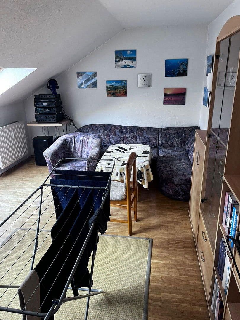 1 bedroom with open-plan kitchen flat to rent, 59 m², Memeler Straße 16, Gladbeck, North Rhine-Westphalia 1 bedroom with open-plan kitchen flat to rent, 59 m², Memeler Straße 16, Gladbeck, North Rhine-Westphalia