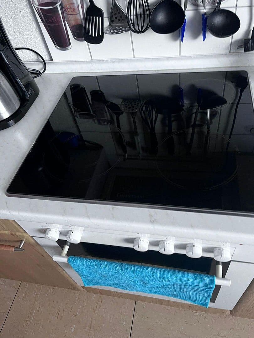 1 bedroom with open-plan kitchen flat to rent, 59 m², Memeler Straße 16, Gladbeck, North Rhine-Westphalia 1 bedroom with open-plan kitchen flat to rent, 59 m², Memeler Straße 16, Gladbeck, North Rhine-Westphalia