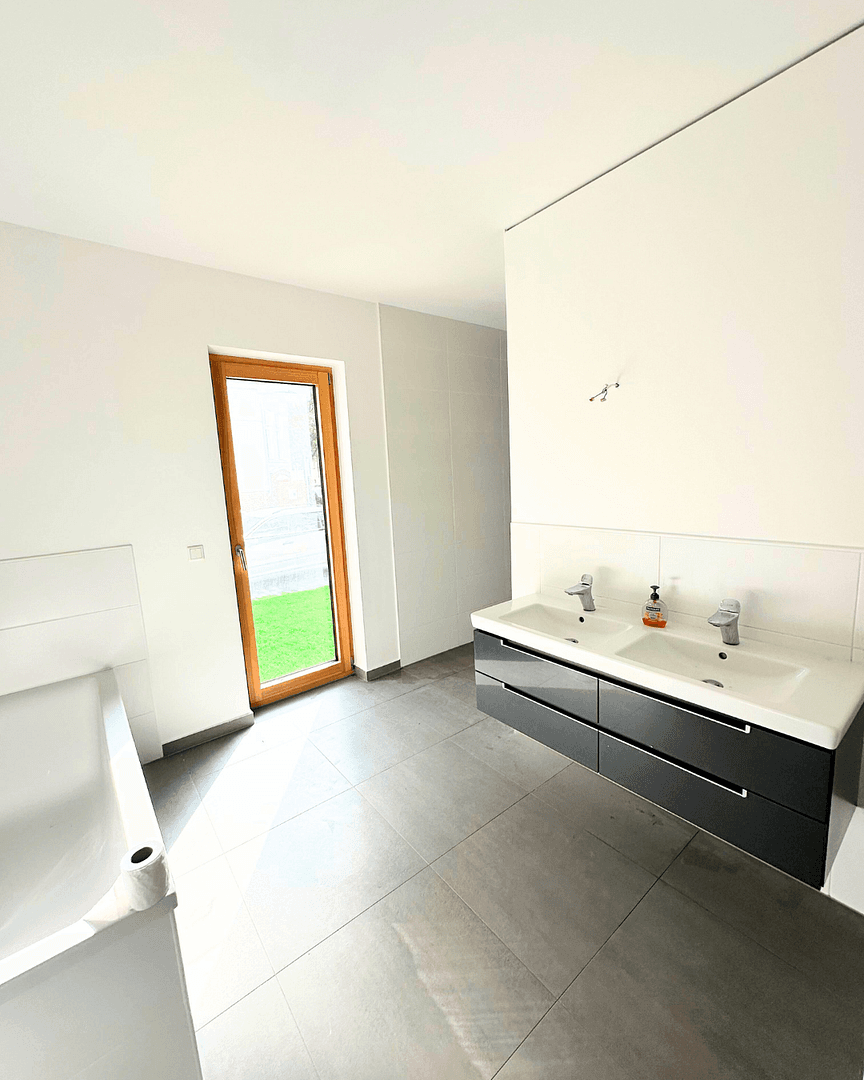 5 bedroom flat to rent, 198 m², Krachtstr., Berlin, Berlin 5 bedroom flat to rent, 198 m², Krachtstr., Berlin, Berlin