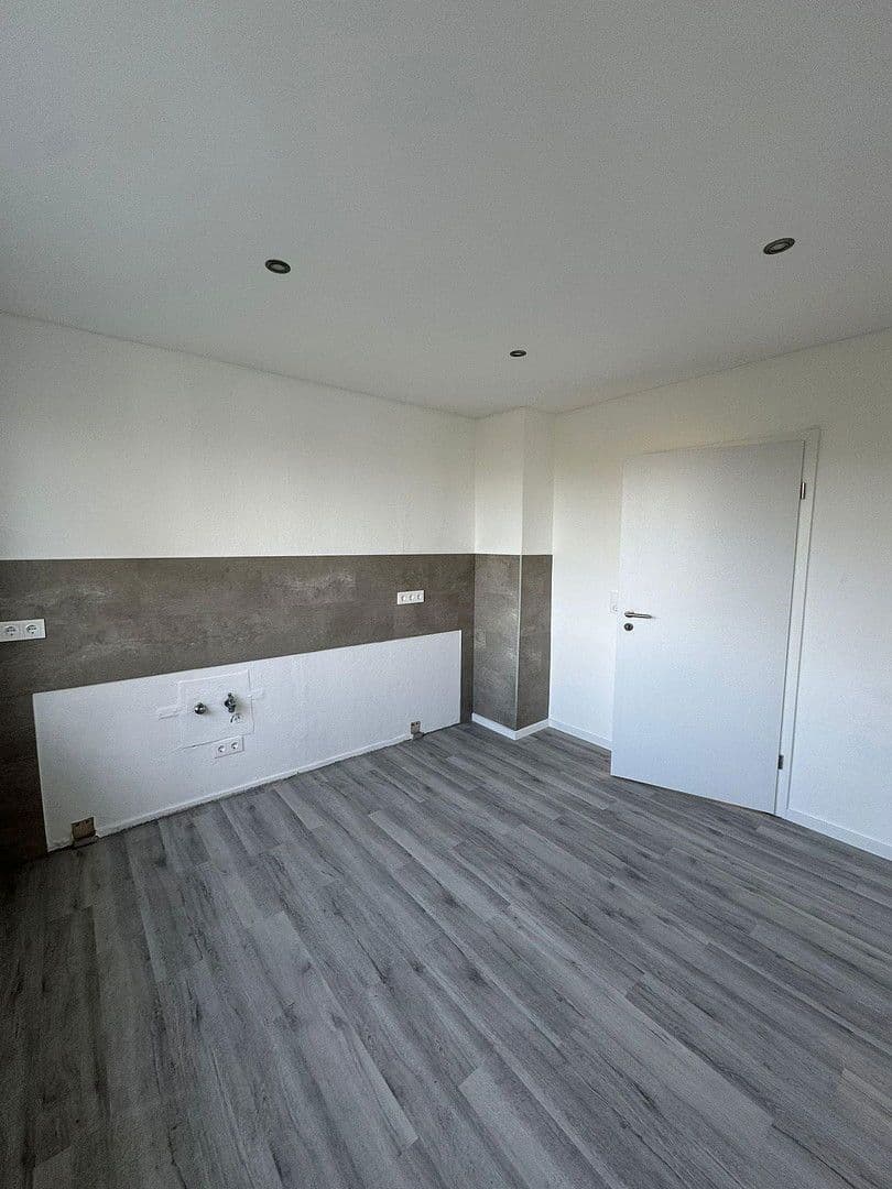 4 bedroom flat to rent, 85 m², Eythraer Str. 8, Zwenkau, Saxony 4 bedroom flat to rent, 85 m², Eythraer Str. 8, Zwenkau, Saxony