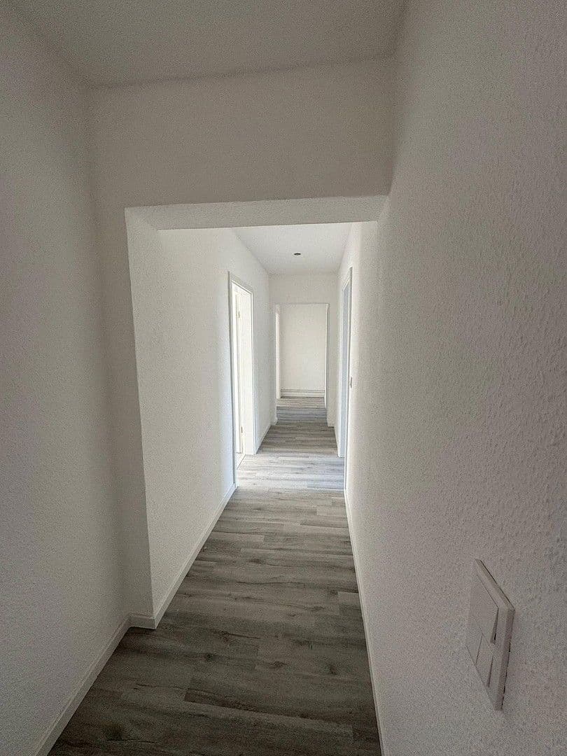 4 bedroom flat to rent, 85 m², Eythraer Str. 8, Zwenkau, Saxony 4 bedroom flat to rent, 85 m², Eythraer Str. 8, Zwenkau, Saxony