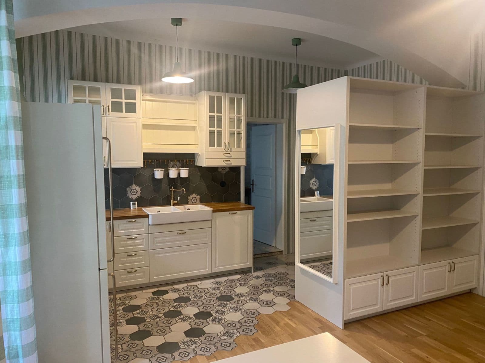 1 bedroom with open-plan kitchen flat to rent, 68 m², Peckova, Prague, Prague 1 bedroom with open-plan kitchen flat to rent, 68 m², Peckova, Prague, Prague