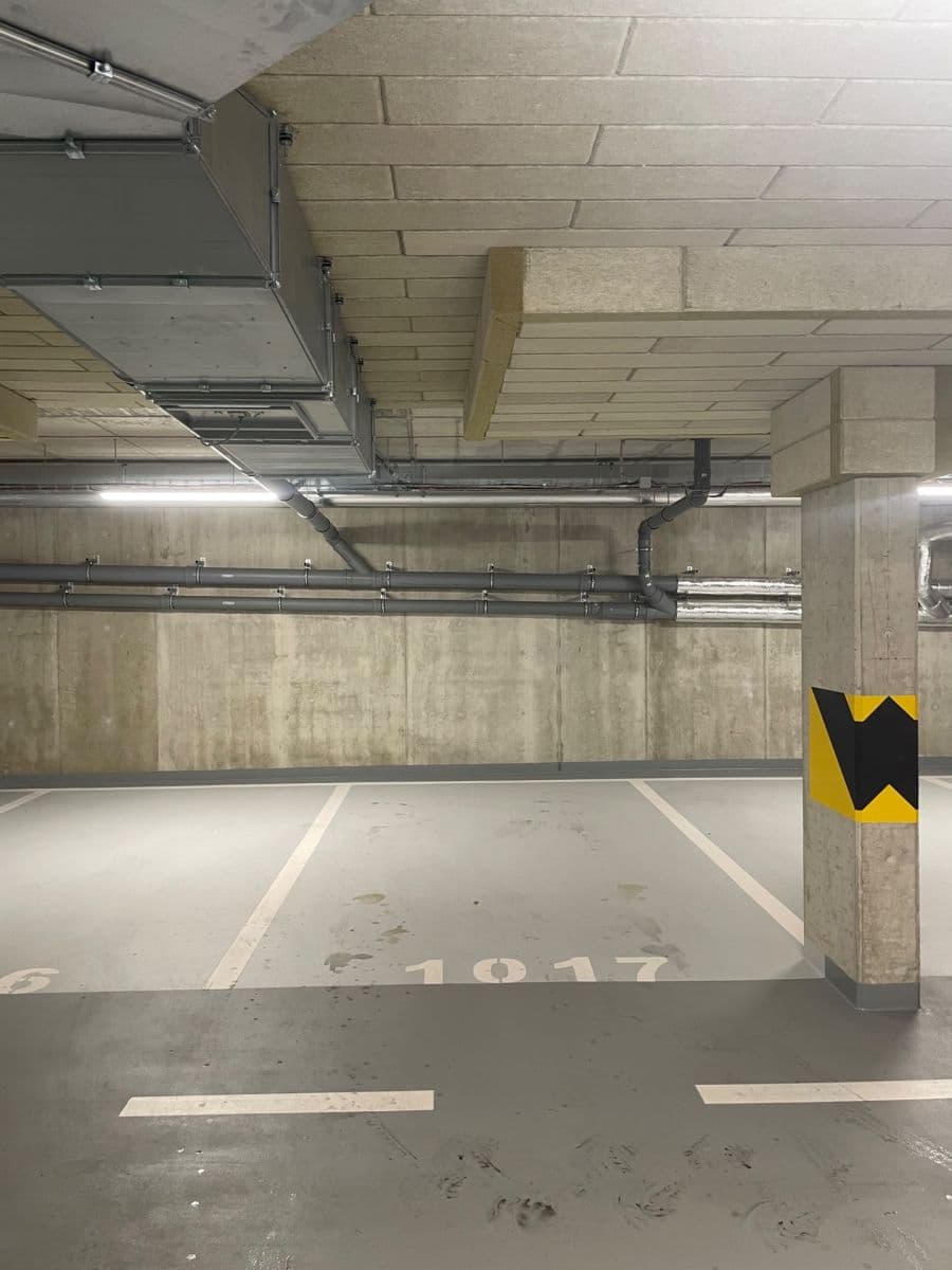 garage to rent, 10 m², Červená báň, Prague, Prague garage to rent, 10 m², Červená báň, Prague, Prague