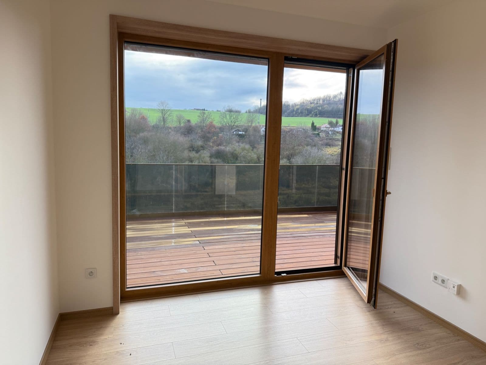 1 bedroom with open-plan kitchen flat to rent, 50 m², Lázeňská, Slaný, Středočeský Region 1 bedroom with open-plan kitchen flat to rent, 50 m², Lázeňská, Slaný, Středočeský Region