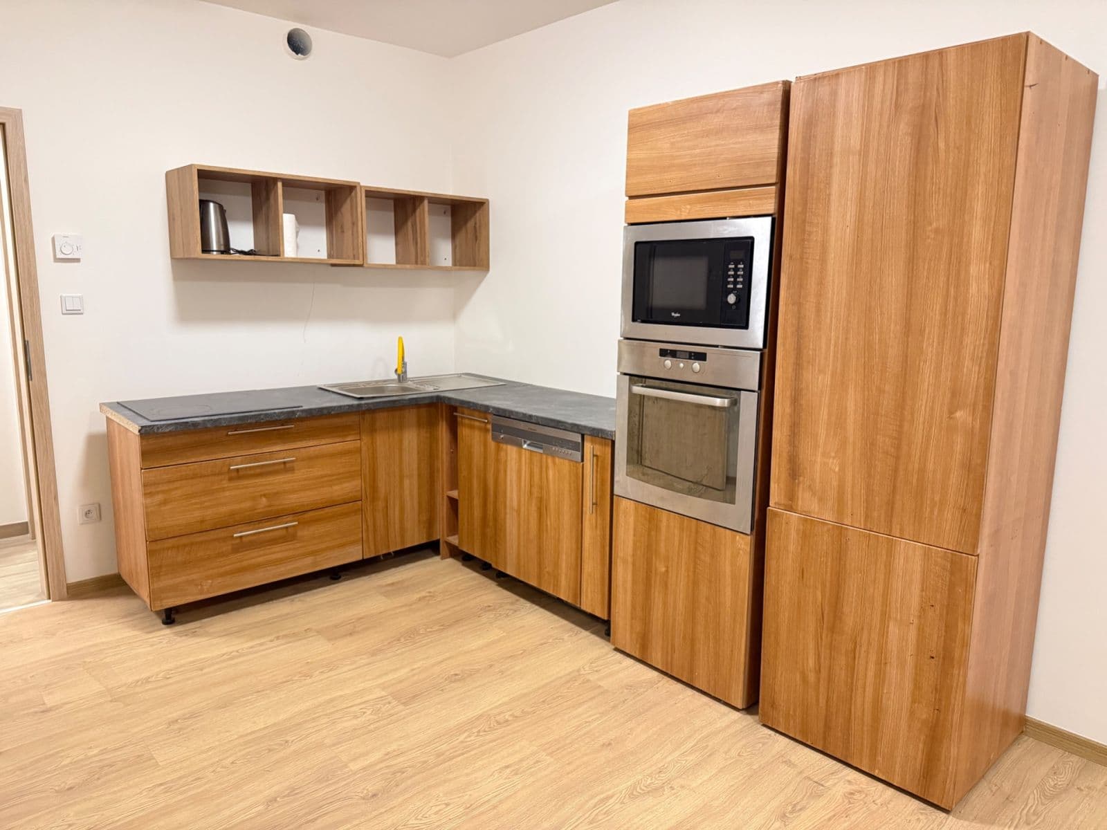 1 bedroom with open-plan kitchen flat to rent, 50 m², Lázeňská, Slaný, Středočeský Region 1 bedroom with open-plan kitchen flat to rent, 50 m², Lázeňská, Slaný, Středočeský Region