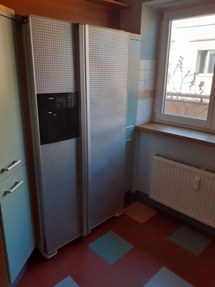 5 bedroom flat to rent, 160 m², 28. pluku, Prague, Prague 5 bedroom flat to rent, 160 m², 28. pluku, Prague, Prague