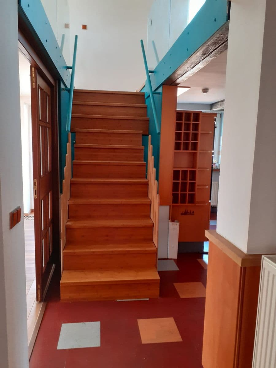 5 bedroom flat to rent, 160 m², 28. pluku, Prague, Prague 5 bedroom flat to rent, 160 m², 28. pluku, Prague, Prague