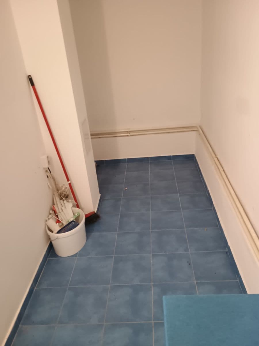 non-residential property to rent, 40 m², Pšenčíkova, Prague, Prague non-residential property to rent, 40 m², Pšenčíkova, Prague, Prague