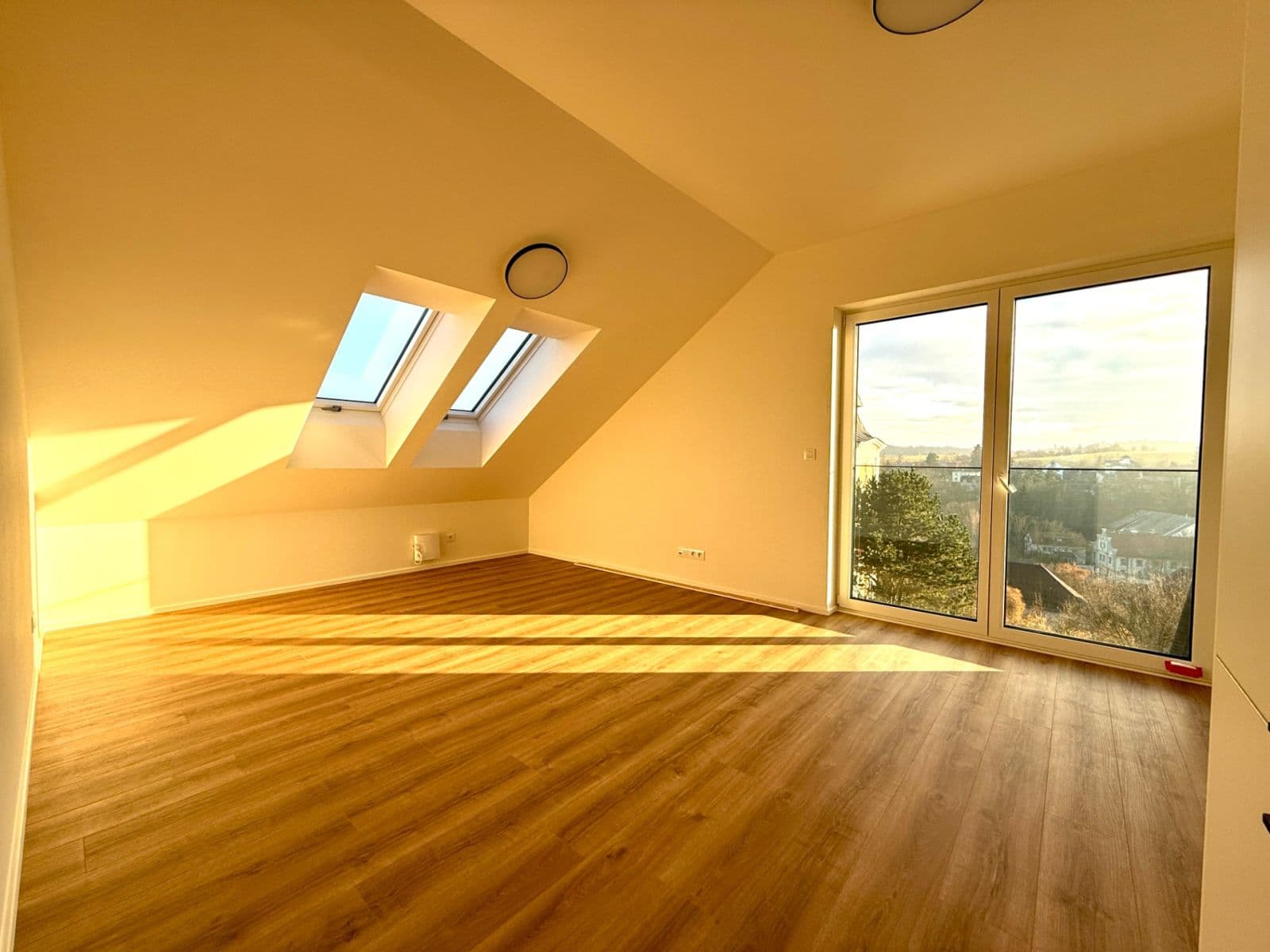 2 bedroom with open-plan kitchen flat to rent, 58 m², Rýznerova, Únětice, Středočeský Region 2 bedroom with open-plan kitchen flat to rent, 58 m², Rýznerova, Únětice, Středočeský Region