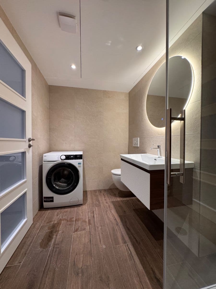 Studio flat to rent, 50 m², Na Bělidle, Prague, Prague Studio flat to rent, 50 m², Na Bělidle, Prague, Prague