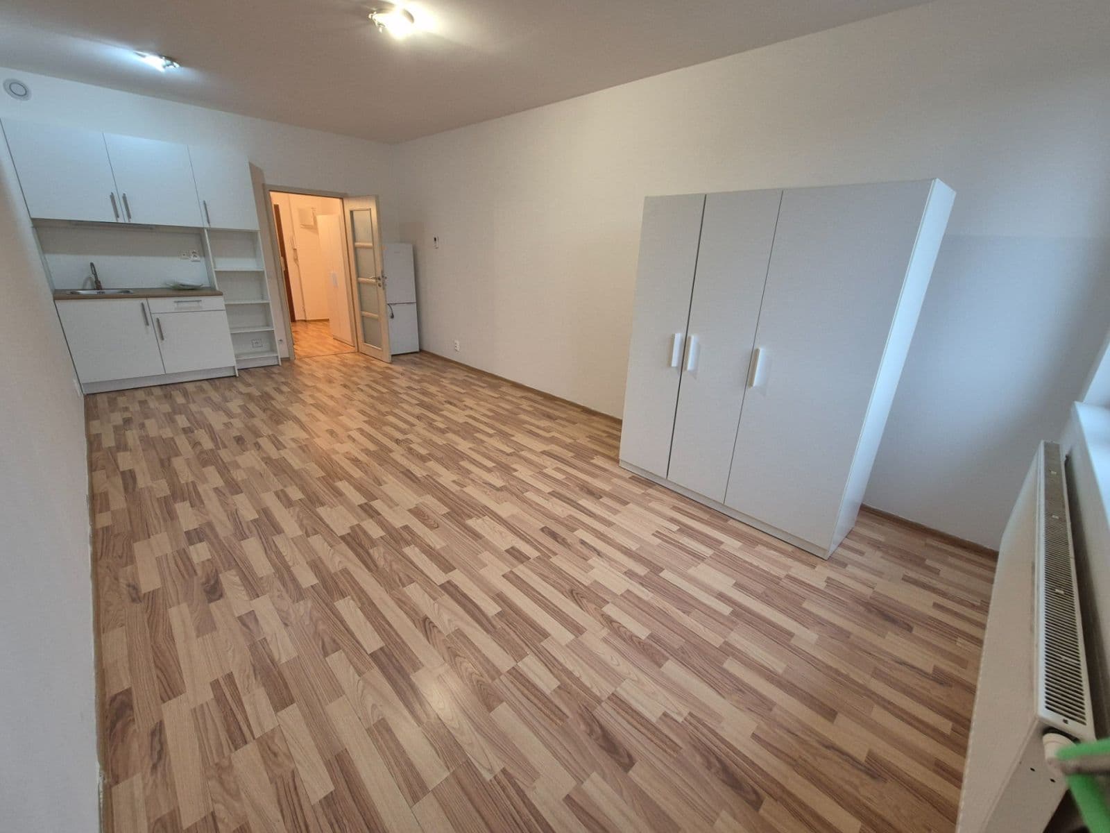 Studio flat to rent, 33 m², Freyova, Prague, Prague Studio flat to rent, 33 m², Freyova, Prague, Prague