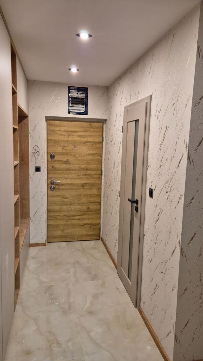 1 bedroom with open-plan kitchen flat to rent, 42 m², Zdiměřická, Prague, Prague 1 bedroom with open-plan kitchen flat to rent, 42 m², Zdiměřická, Prague, Prague