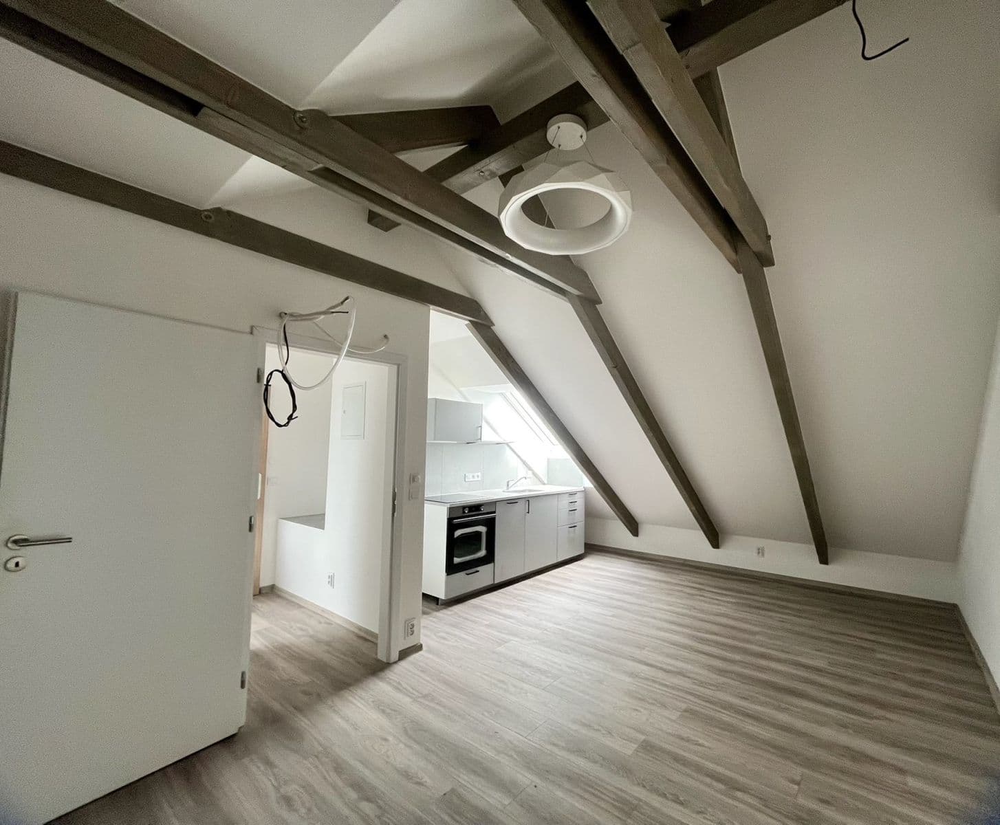 2 bedroom with open-plan kitchen flat to rent, 77 m², Žižkova, Nový Knín, Středočeský Region 2 bedroom with open-plan kitchen flat to rent, 77 m², Žižkova, Nový Knín, Středočeský Region