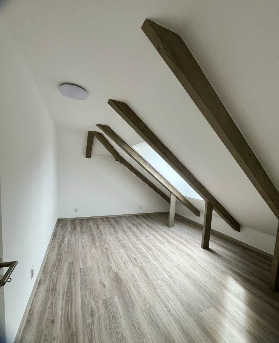 2 bedroom with open-plan kitchen flat to rent, 77 m², Žižkova, Nový Knín, Středočeský Region 2 bedroom with open-plan kitchen flat to rent, 77 m², Žižkova, Nový Knín, Středočeský Region