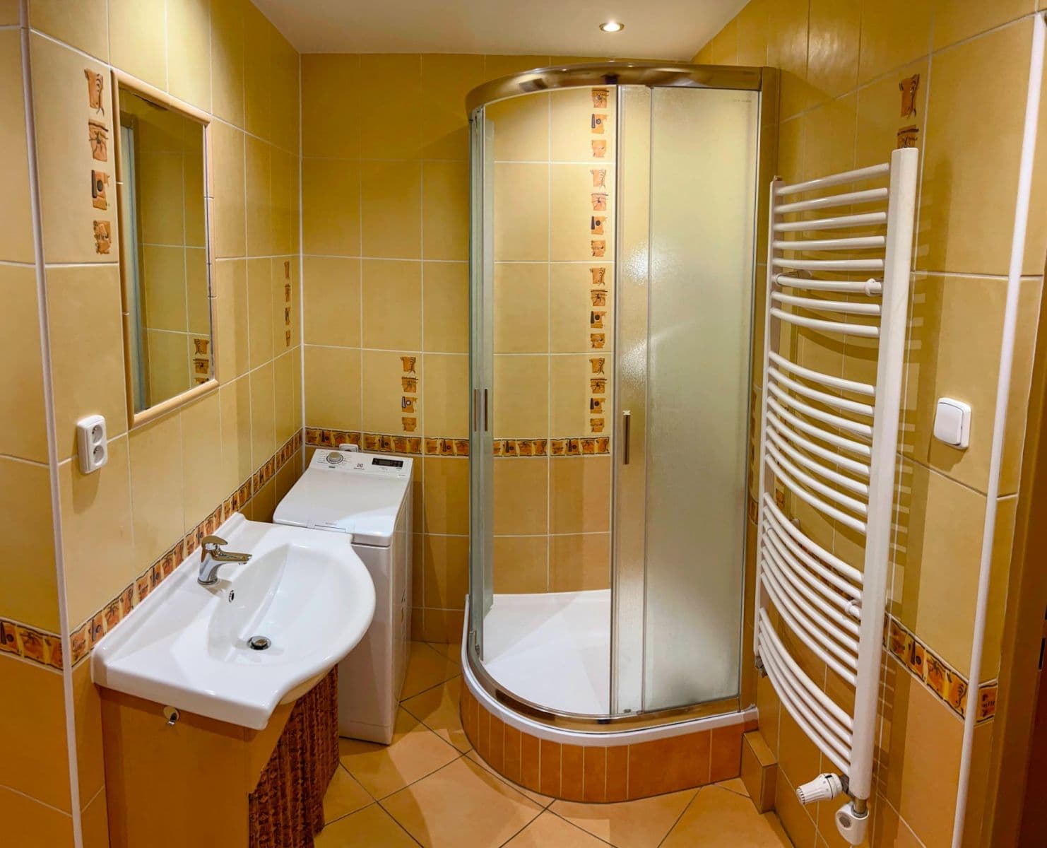 3 bedroom flat to rent, 63 m², Vršní, Prague, Prague 3 bedroom flat to rent, 63 m², Vršní, Prague, Prague