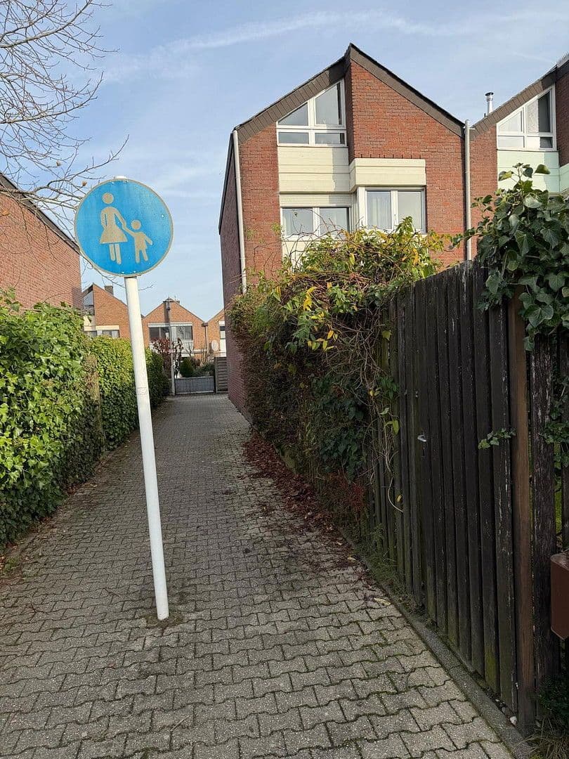 house for sale, 130 m², Mönchengladbach, North Rhine-Westphalia house for sale, 130 m², Mönchengladbach, North Rhine-Westphalia