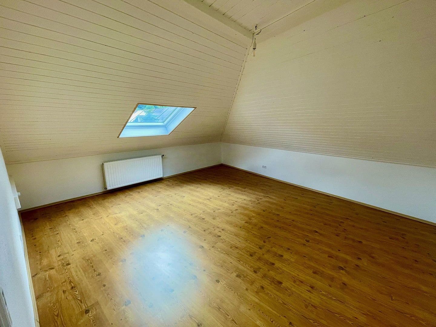 4 bedroom flat to rent, 120 m², Prof.-Nägle-Platz 2, Annweiler am Trifels, Rhineland-Palatinate 4 bedroom flat to rent, 120 m², Prof.-Nägle-Platz 2, Annweiler am Trifels, Rhineland-Palatinate