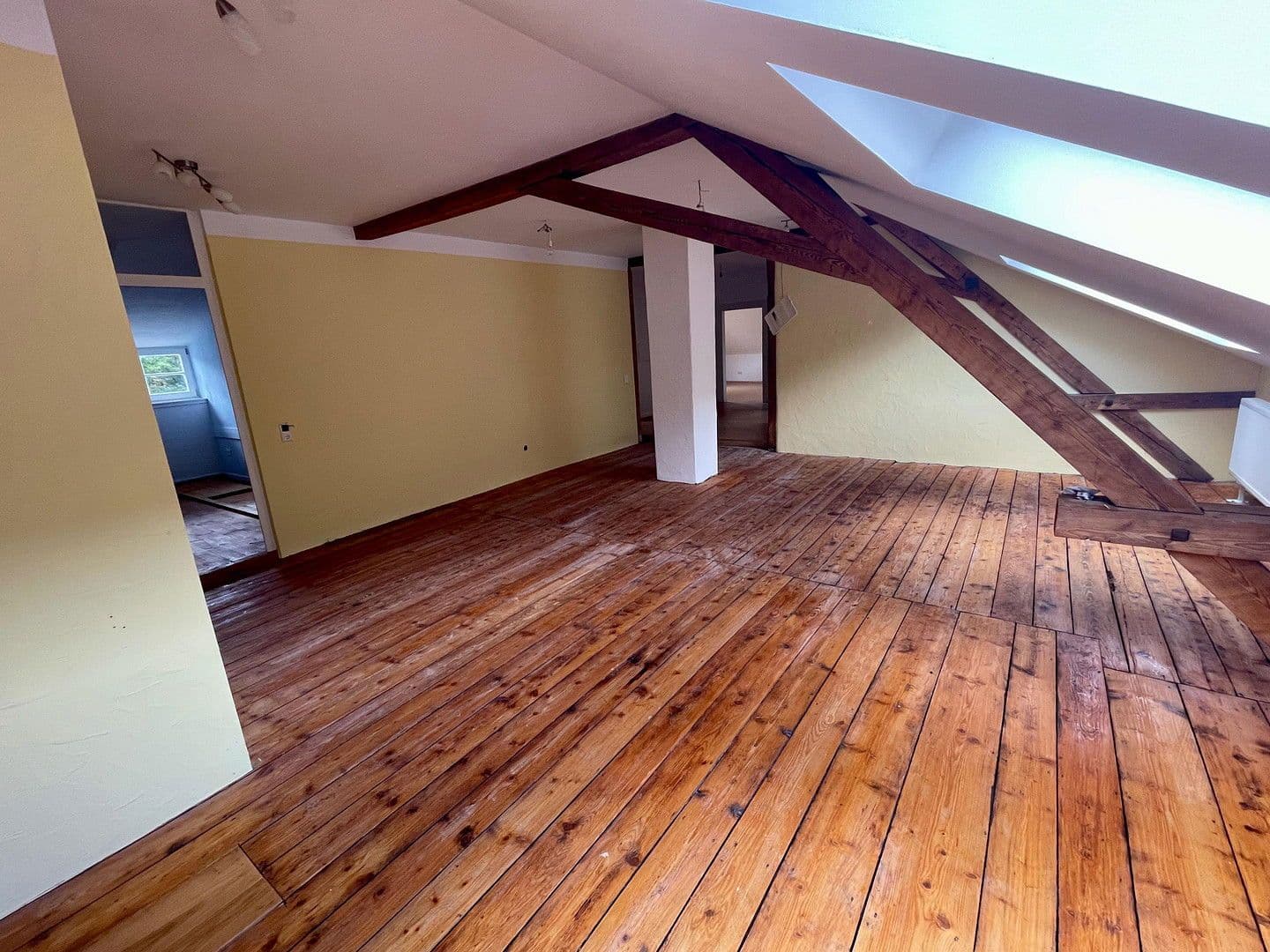 4 bedroom flat to rent, 120 m², Prof.-Nägle-Platz 2, Annweiler am Trifels, Rhineland-Palatinate 4 bedroom flat to rent, 120 m², Prof.-Nägle-Platz 2, Annweiler am Trifels, Rhineland-Palatinate