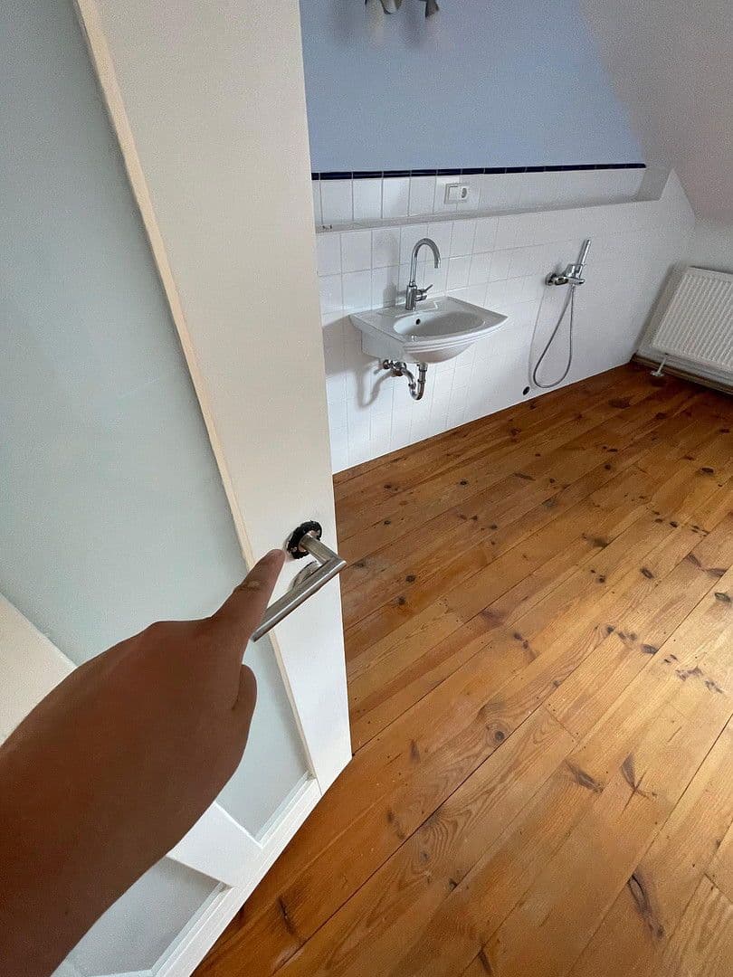 4 bedroom flat to rent, 120 m², Prof.-Nägle-Platz 2, Annweiler am Trifels, Rhineland-Palatinate 4 bedroom flat to rent, 120 m², Prof.-Nägle-Platz 2, Annweiler am Trifels, Rhineland-Palatinate