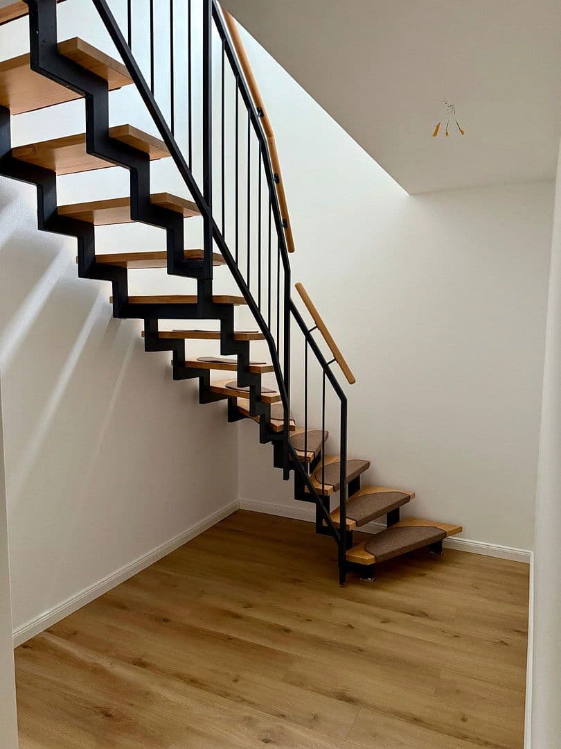 4 bedroom with open-plan kitchen flat to rent, 161 m², Ochsenzollerstr.79, Norderstedt, Schleswig-Holstein 4 bedroom with open-plan kitchen flat to rent, 161 m², Ochsenzollerstr.79, Norderstedt, Schleswig-Holstein