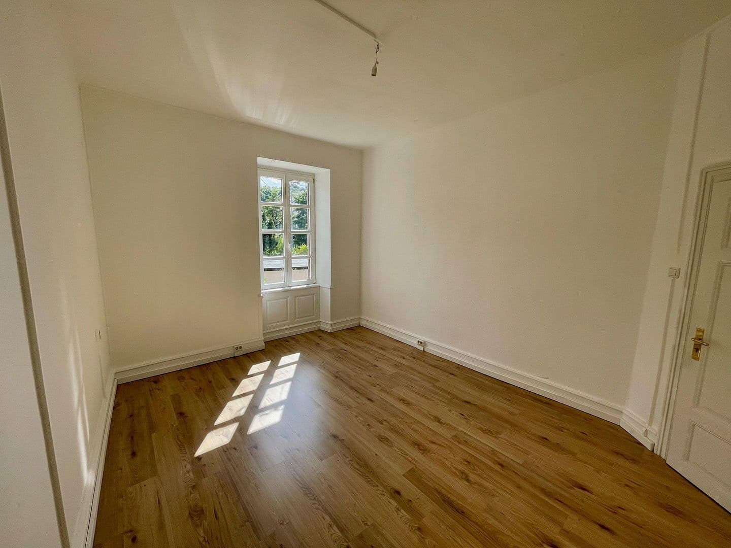 6 bedroom flat to rent, 154 m², Prof.-Nägle-Platz 2, Annweiler am Trifels, Rhineland-Palatinate 6 bedroom flat to rent, 154 m², Prof.-Nägle-Platz 2, Annweiler am Trifels, Rhineland-Palatinate