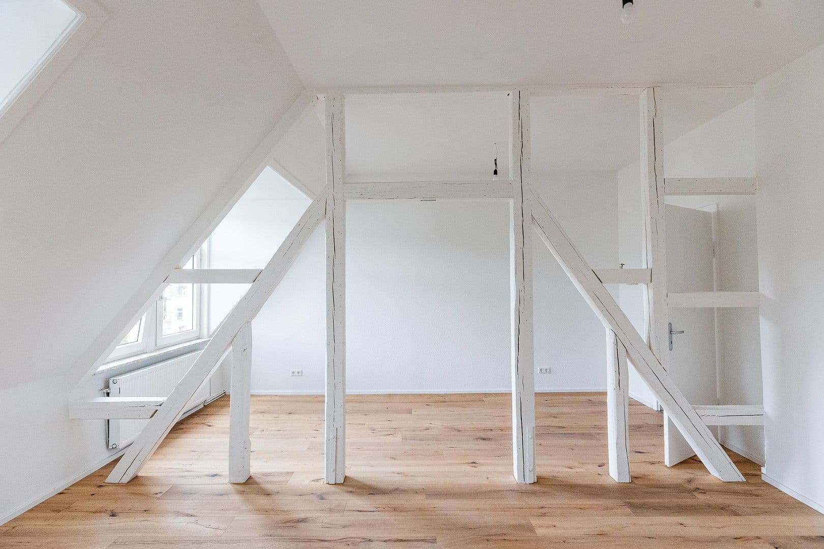 2 bedroom with open-plan kitchen flat to rent, 105 m², Wiesbaden, Hesse 2 bedroom with open-plan kitchen flat to rent, 105 m², Wiesbaden, Hesse