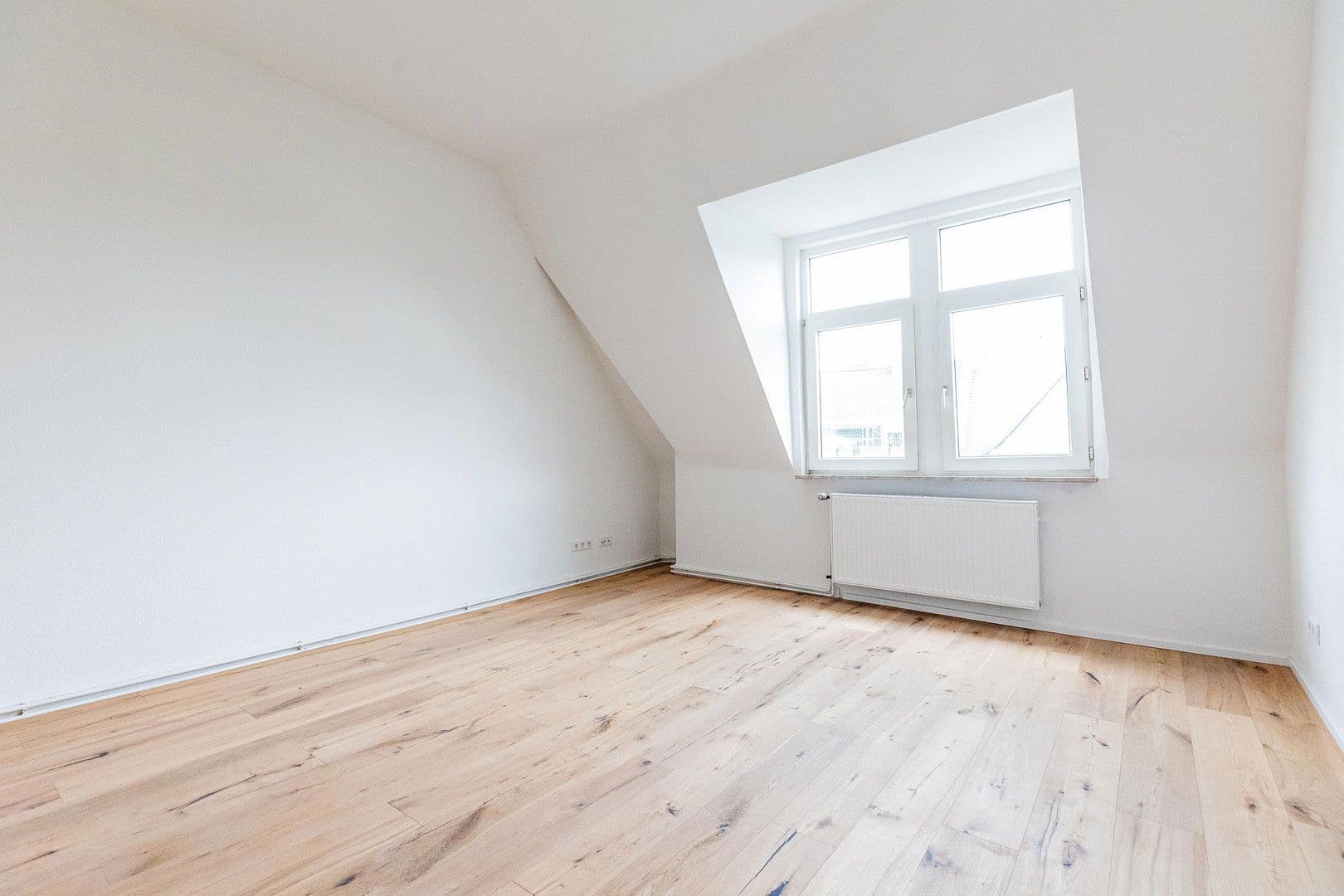 2 bedroom with open-plan kitchen flat to rent, 105 m², Wiesbaden, Hesse 2 bedroom with open-plan kitchen flat to rent, 105 m², Wiesbaden, Hesse