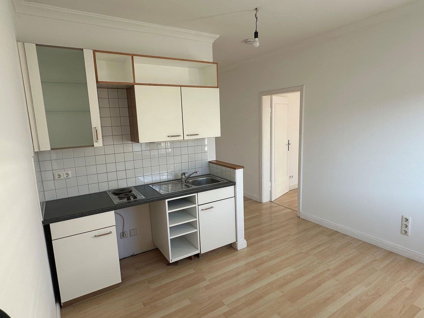 1 bedroom with open-plan kitchen flat to rent, 44 m², Alpspitzstr. 16, Starnberg, Bavaria 1 bedroom with open-plan kitchen flat to rent, 44 m², Alpspitzstr. 16, Starnberg, Bavaria